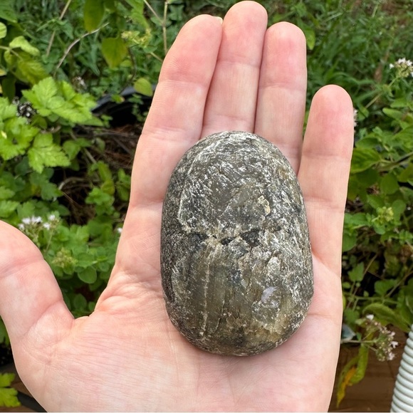 Large Natural Golden and Pink and Blue Labradorite Specimen - Picture 6 of 13